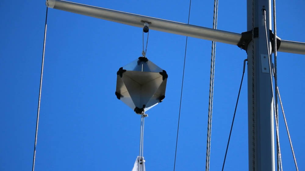 Radar reflector