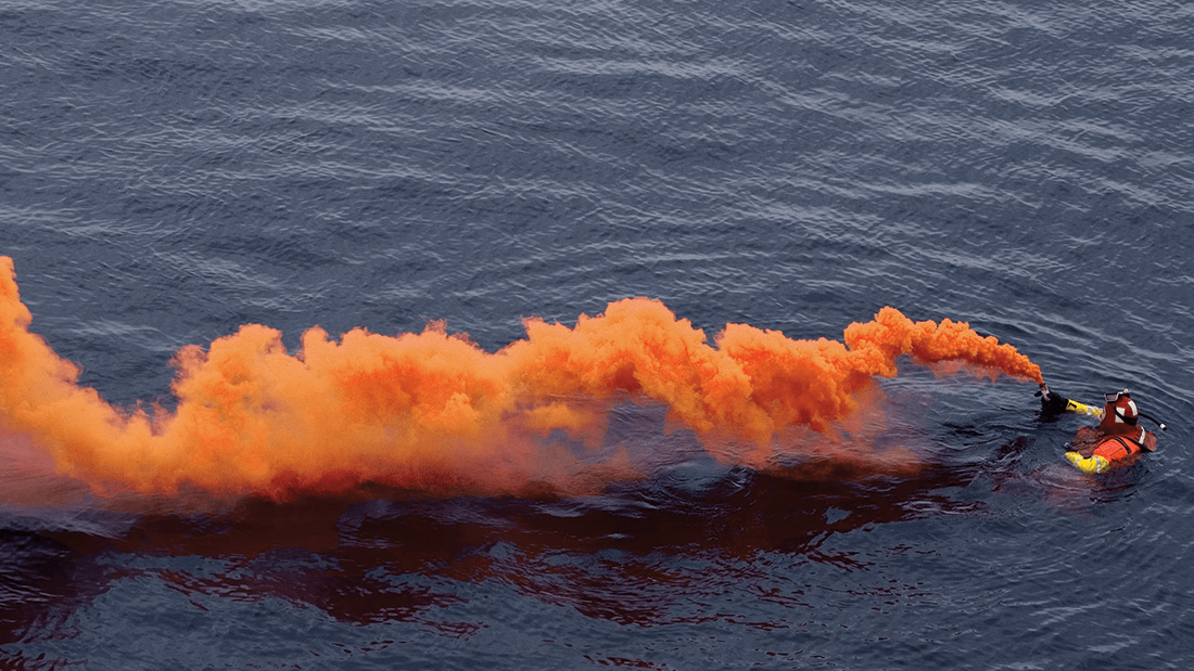 Boat distress flare Types