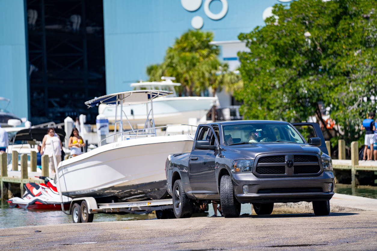 Essential Boat Ramp Manners for Smooth Launching